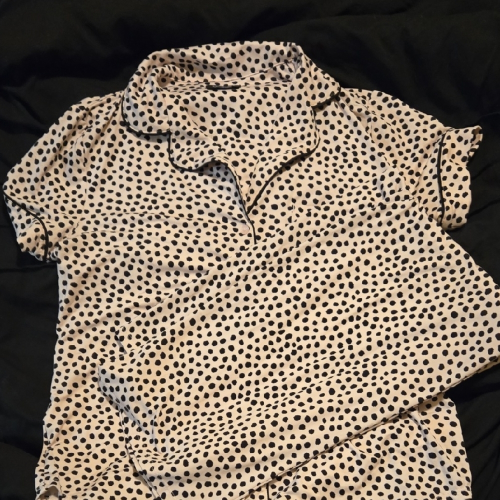 Kate Spade Black and Cream Polka Dot Pajamas Size S